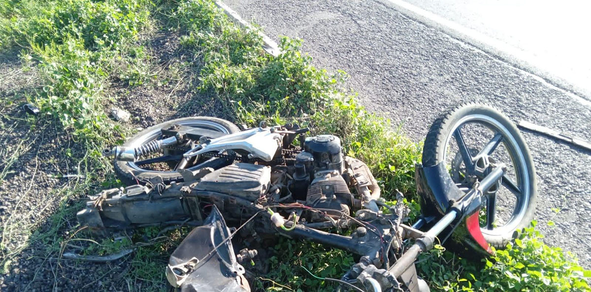 Muere motociclista atropellado por tráiler en el km 56 de la carretera Mazatlán-Culiacán