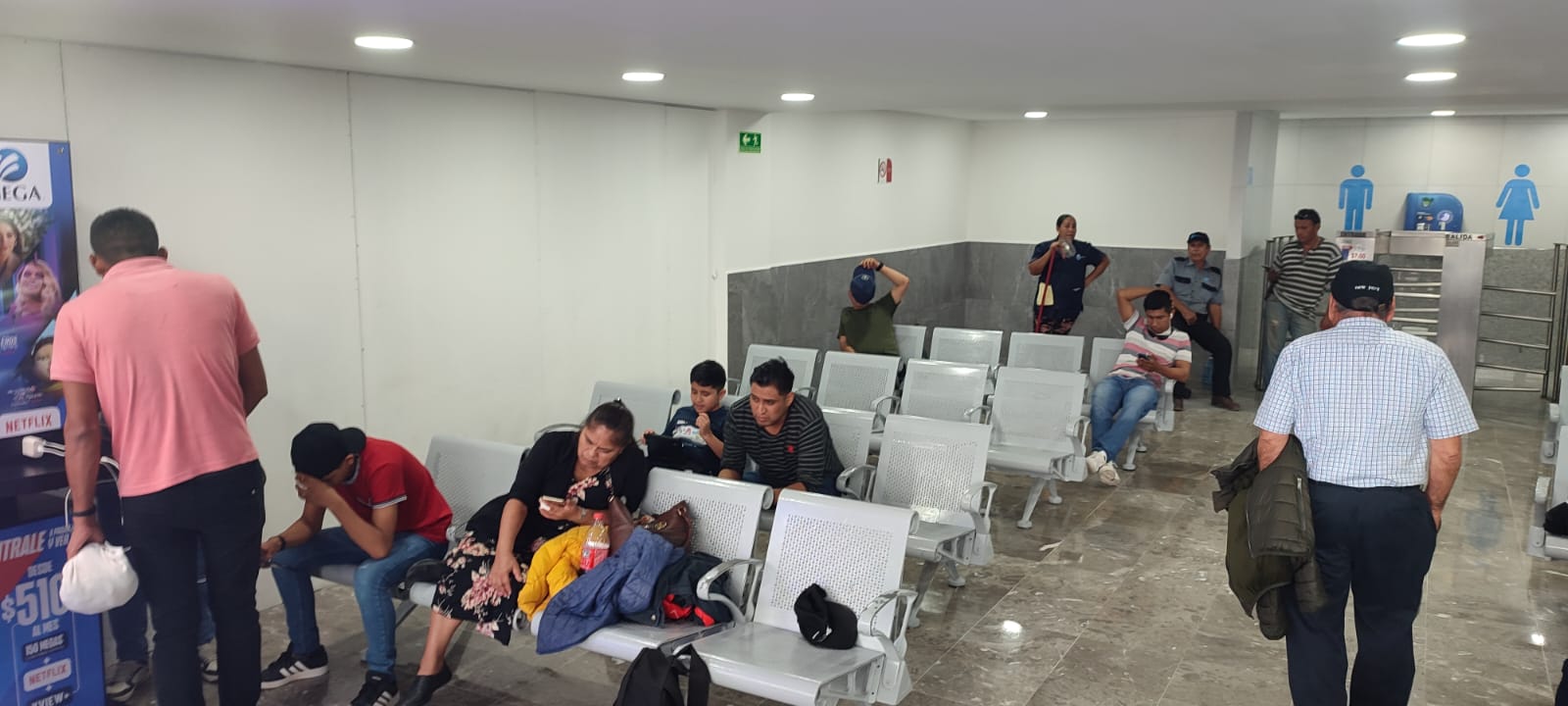 Molesta a usuarios suspensión de rutas de autobús hacia el sur de Sinaloa por el huracán ‘Lidia’