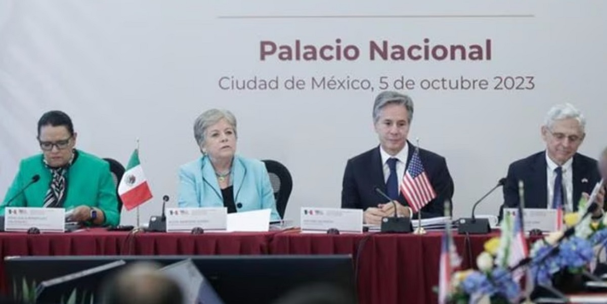 Secretarios de Estados Unidos en reunión de seguridad en México
