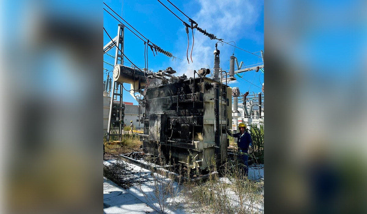 “No pasó a mayores”, PC tras incendio de trasformador de alta capacidad de la CFE; ya está controlado