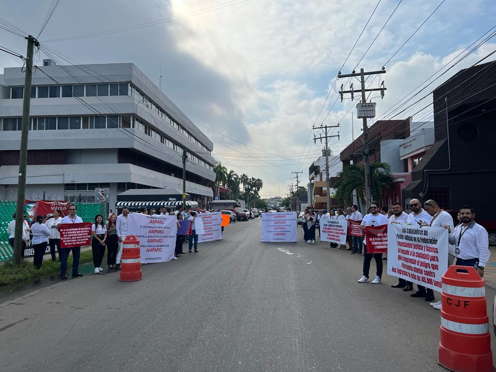 ¡El Poder Judicial no se toca! Exclaman manifestantes en Mazatlán por intromisión de AMLO al presupuesto