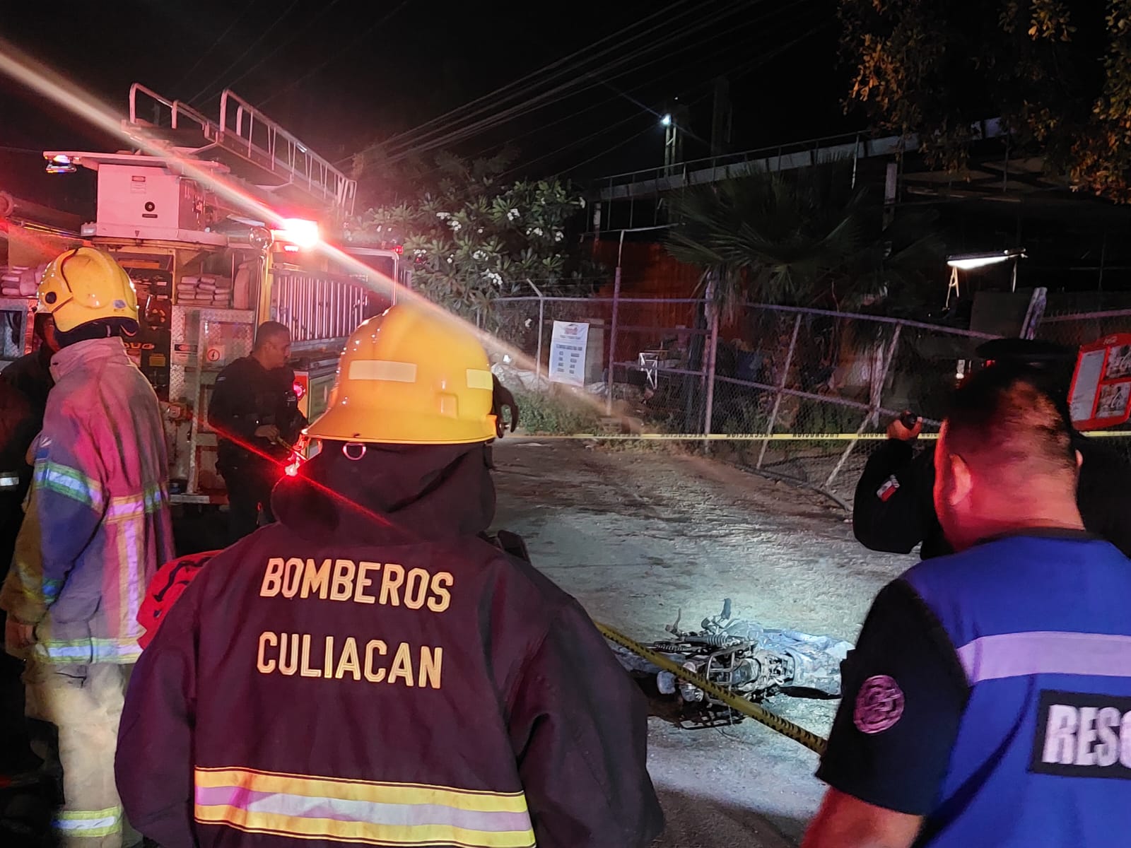 Muere hombre adulto mientras era atendido en el hospital tras chocar en la moto que viajaba
