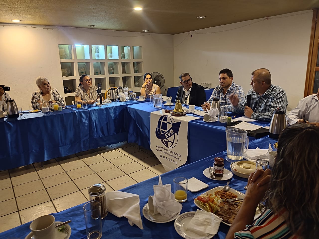 ‘Aprovechar la IA y la 5G no es opción sino supervivencia’: Roque Mascareño ante Ejecutivos de Venta de Guasave