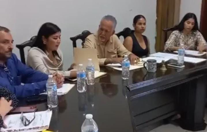 En sesión de cabildo acusan a alcalde de Concordia de abuso sexual a menor