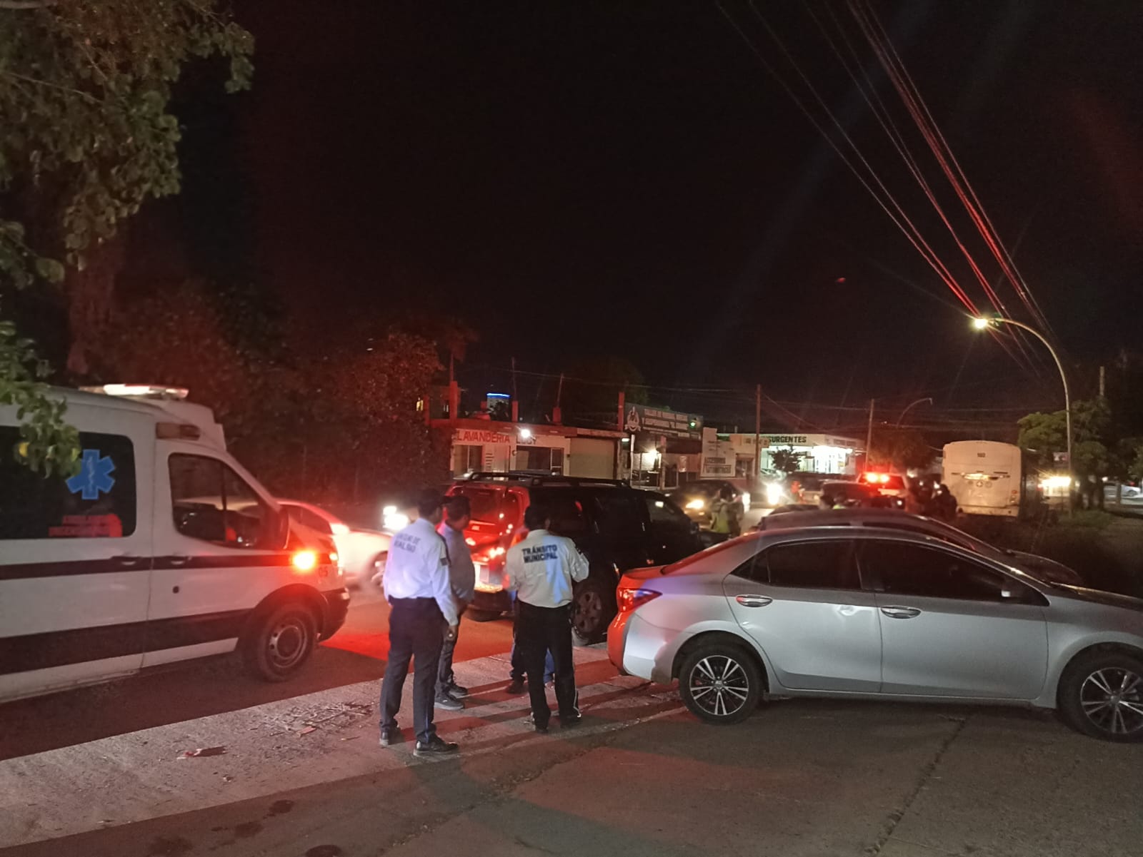 Choque múltiple en Los Mochis, deja una mujer lesionada