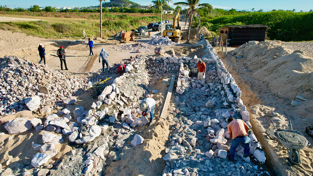 Mazatlán tendrá nuevos accesos de playa ahora que se retomaron los trabajos de construcción