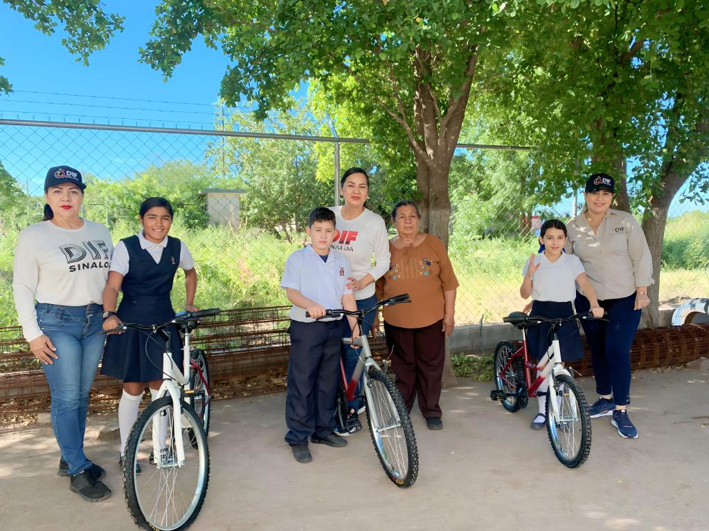 Programa ‘En movimiento a tu educación’, llega a Salvador Alvarado con la entrega de 52 bicicletas