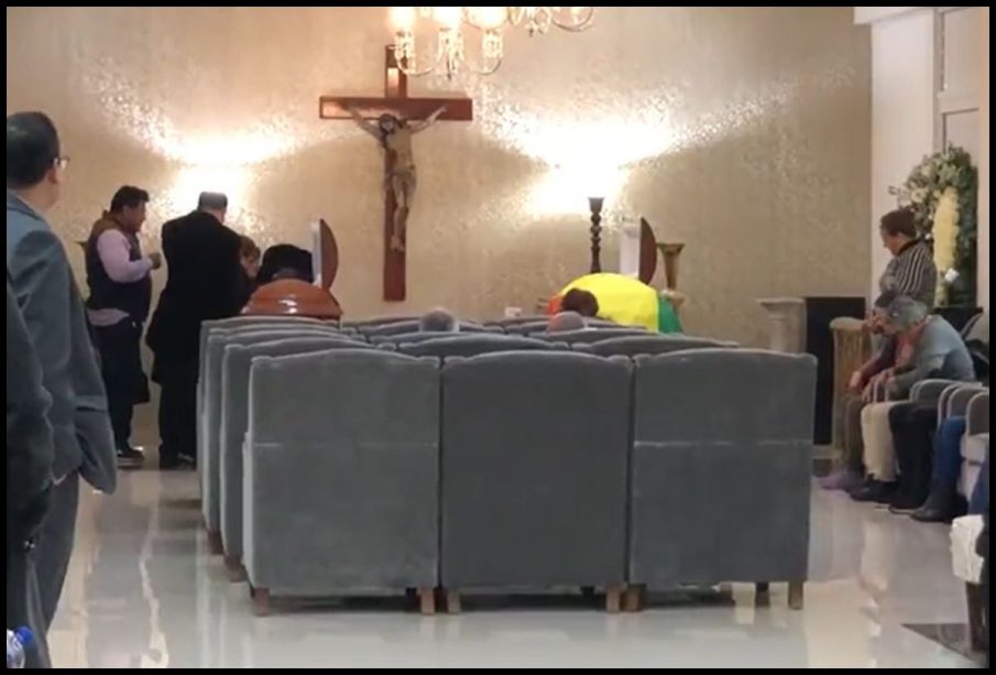 Dan el último adiós a le magistrade Ociel Baena en Aguascalientes