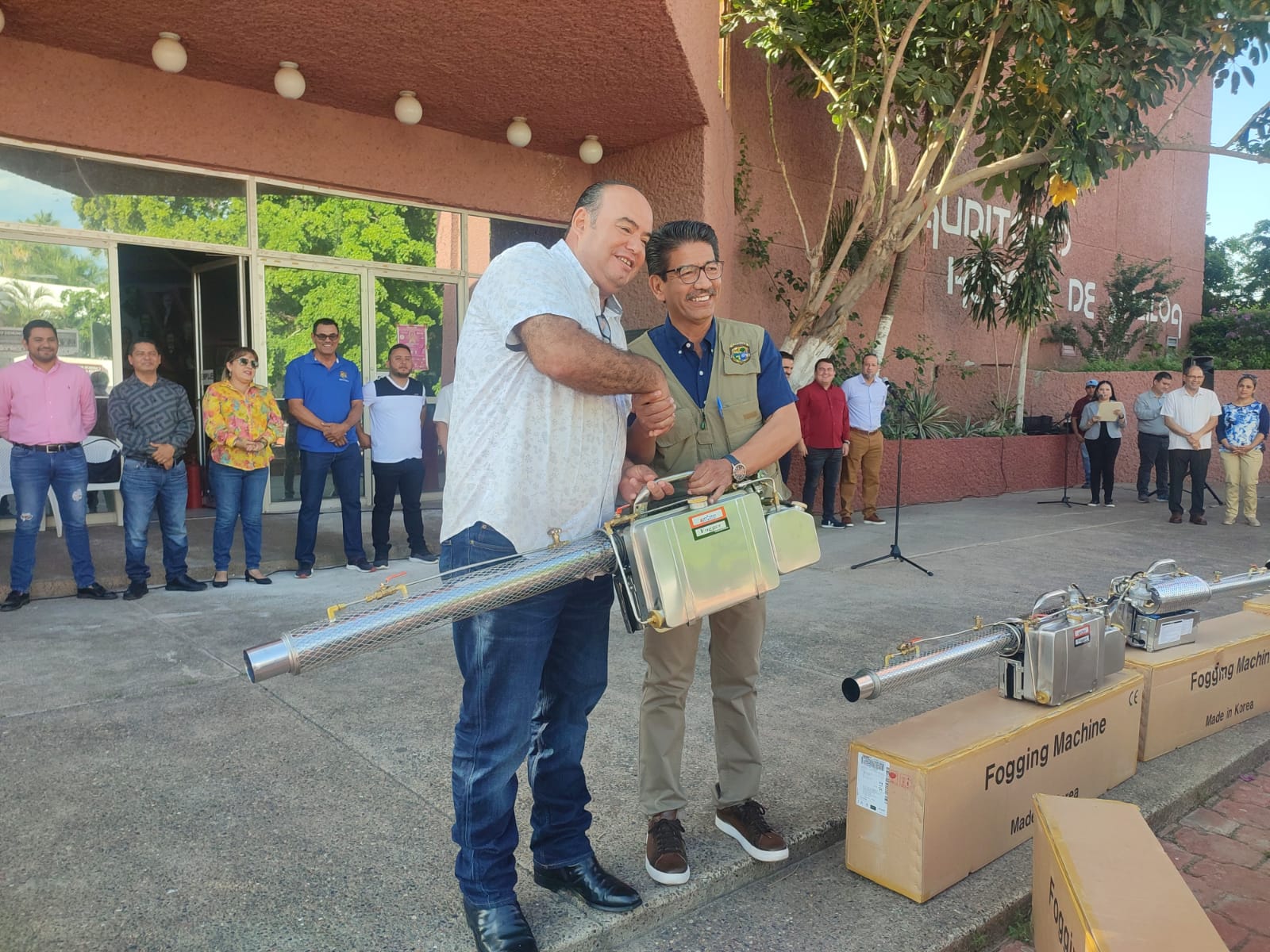 Guasave se prepara para la lucha contra el dengue; equipan a sindicaturas