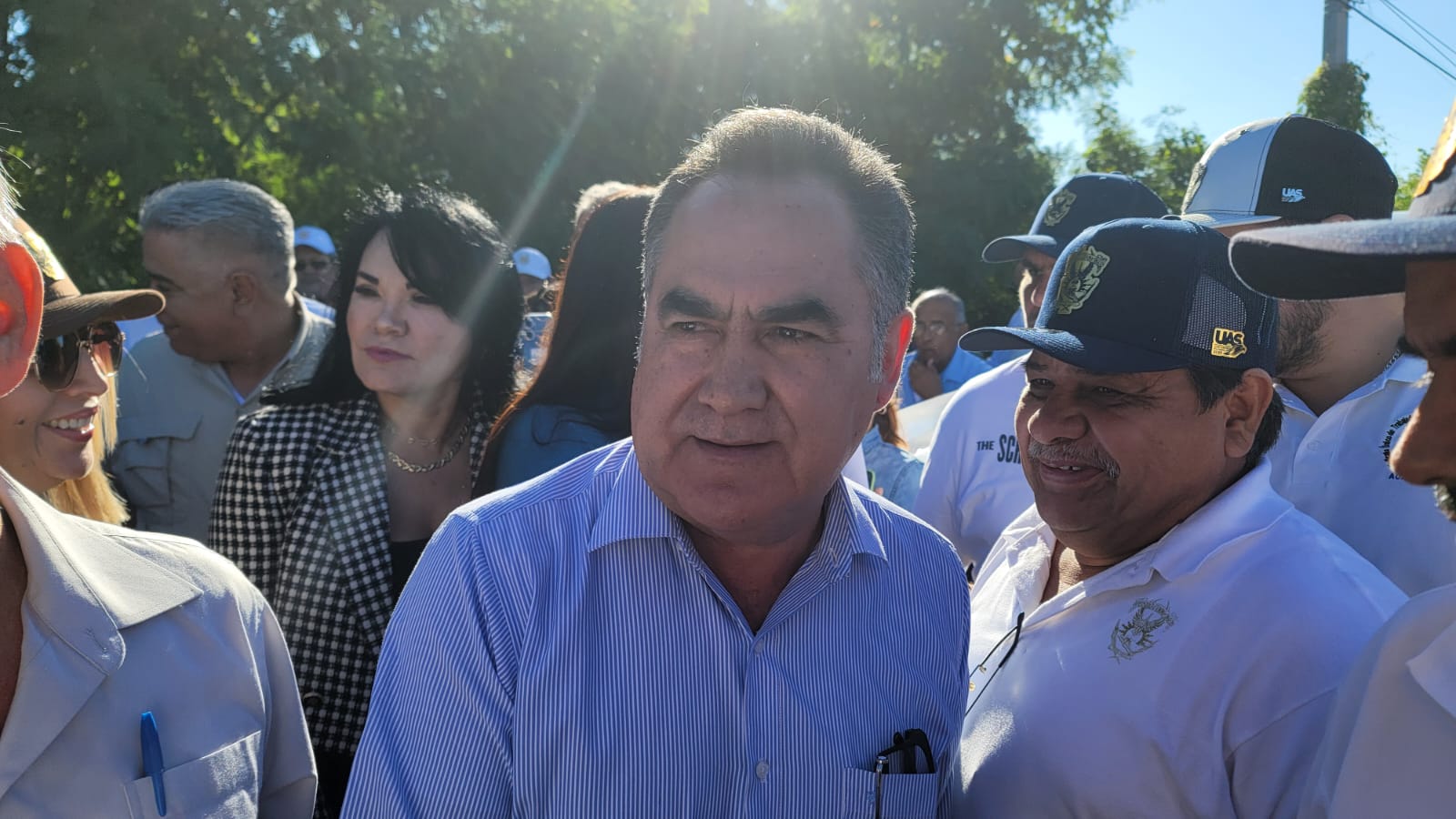 “Ponen en duda que me enfermo, aquí está mi médico, pregúntenle”: Exrector de la UAS llega a audiencia
