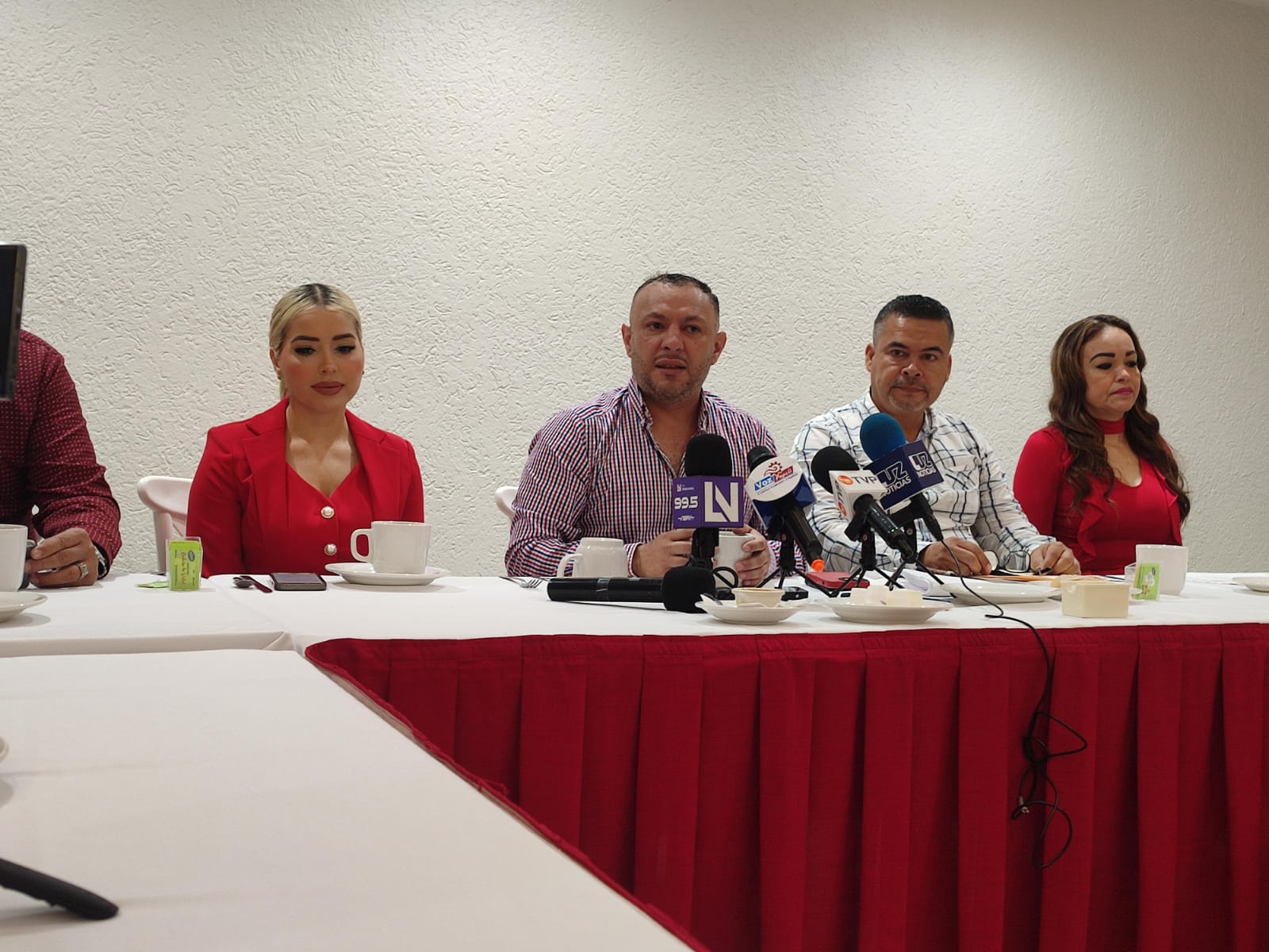 ‘Son mentiras’, dice Leobardo Alcántara sobre registros de ‘aprontados’ de Morena en la coalición PT-PVEM