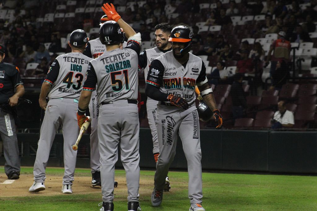 Los Naranjeros de Hermosillo se quedan con el primer juego del Clásico de la Liga Mexicana del Pacífico