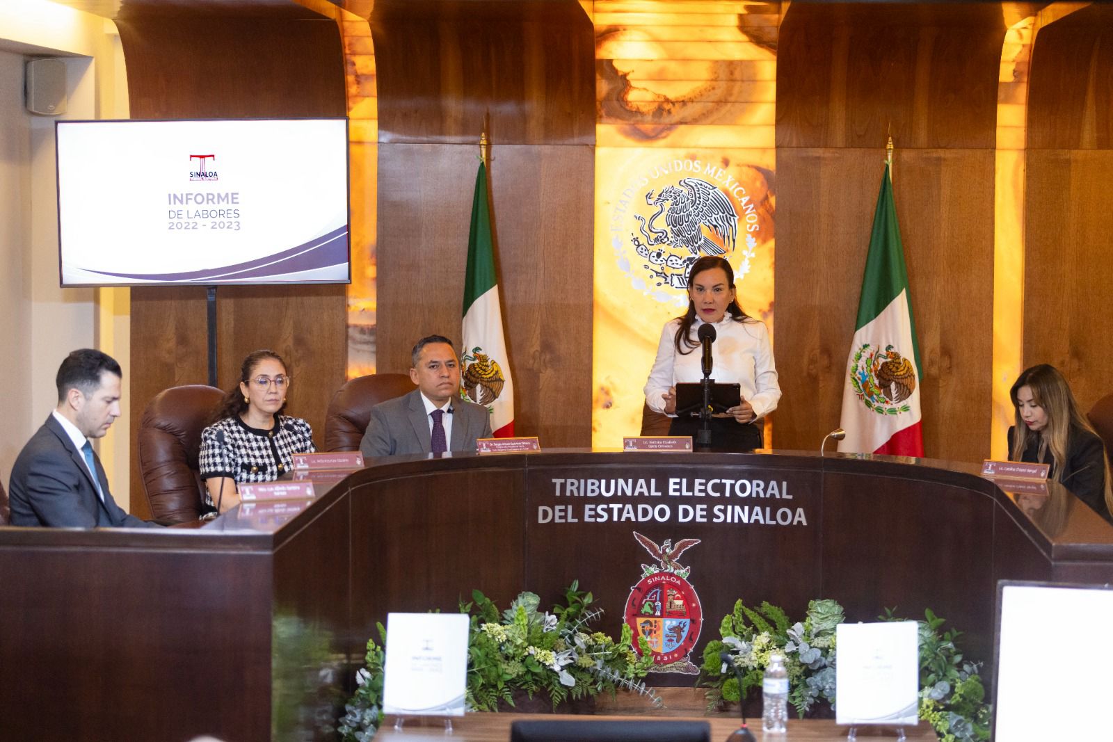 Magistrada presidenta del Tribunal Electoral del Estado de Sinaloa presenta su tercer y último informe de labores