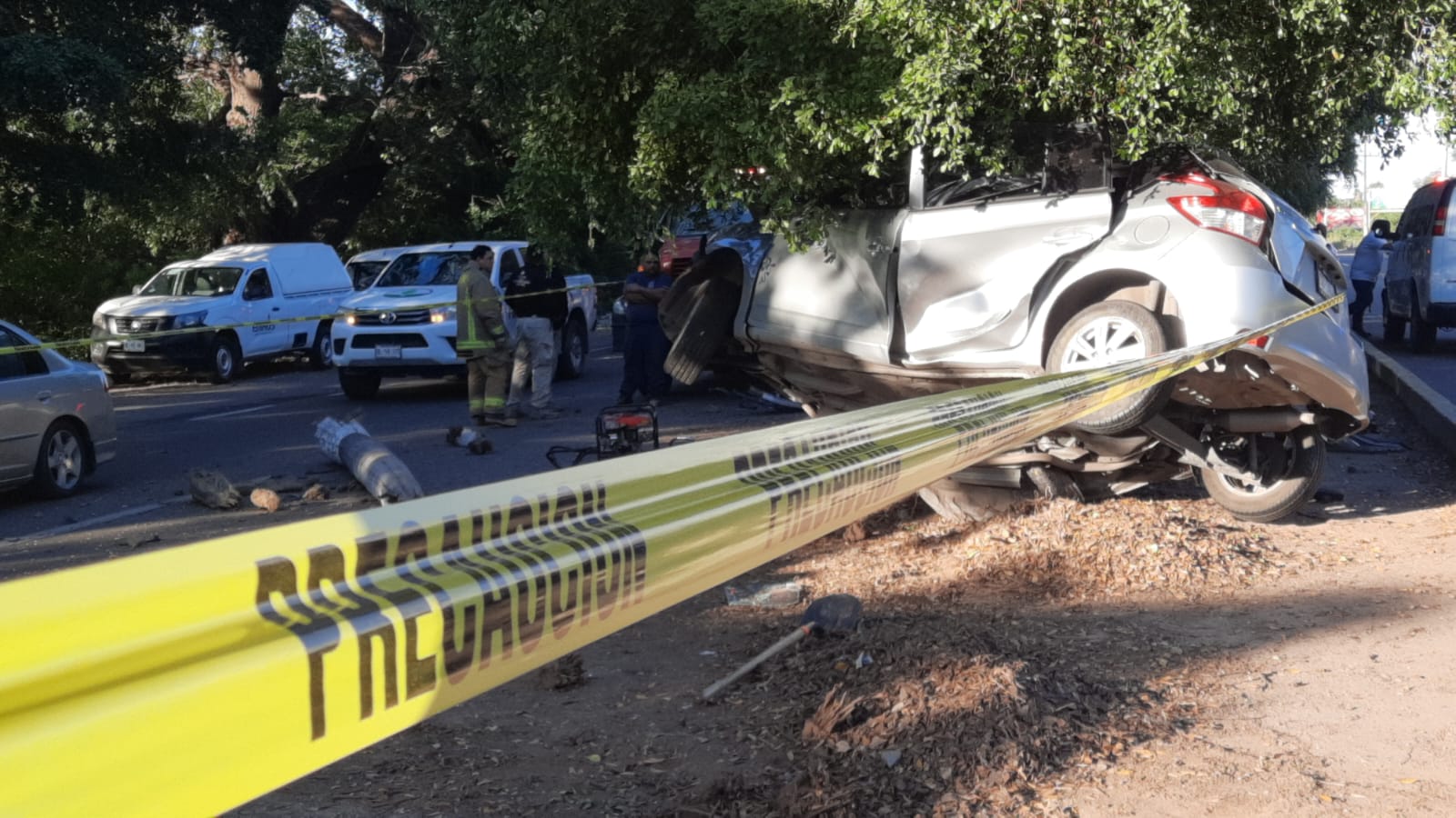 ¡Era nutrióloga del IMSS! Identifican a la mujer que falleció en fatal accidente sobre la Culiacán-Navolato