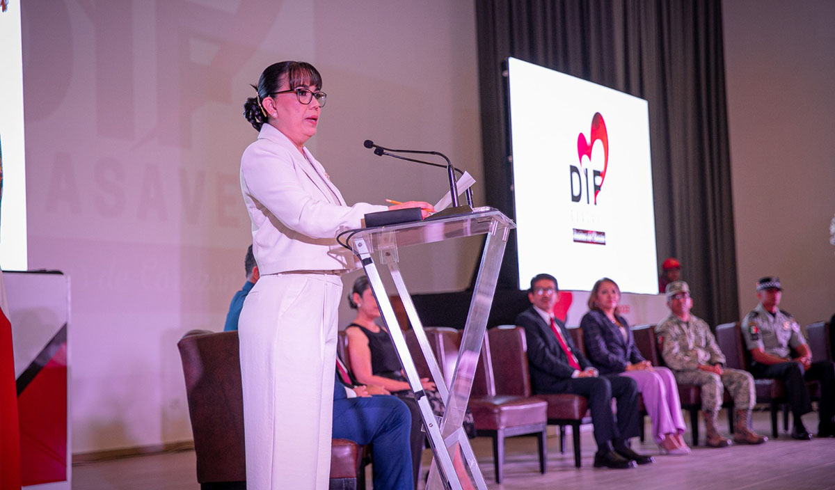 Lourdes Cardona rinde su Segundo Informe en DIF Guasave; ejercieron 17 millones de pesos