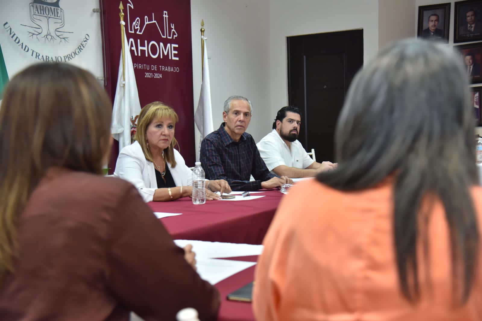 Semujeres junto con Seguridad Pública estatal buscan acciones para atacar la violencia desatada en Ahome