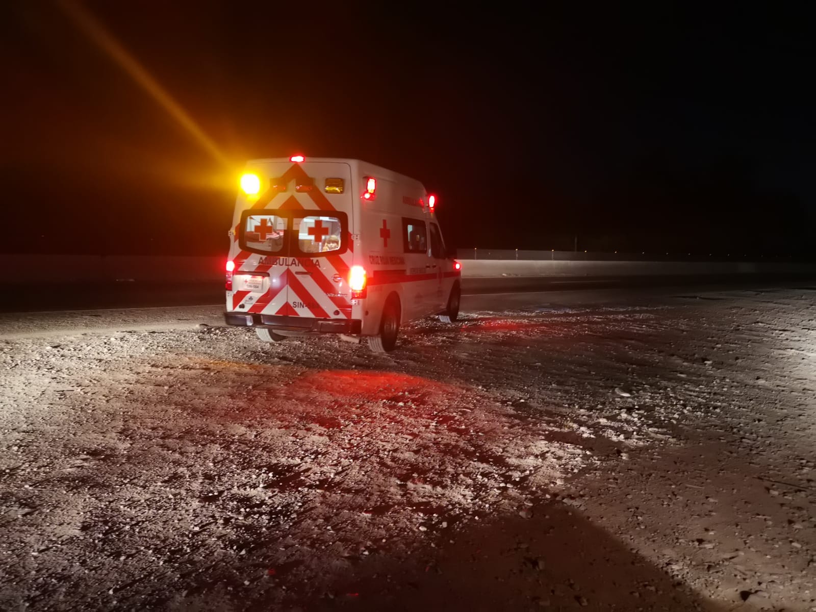 Joven ingresa a un hospital de Los Mochis luego de ser apuñalado en una fiesta en la Villa de Ahome