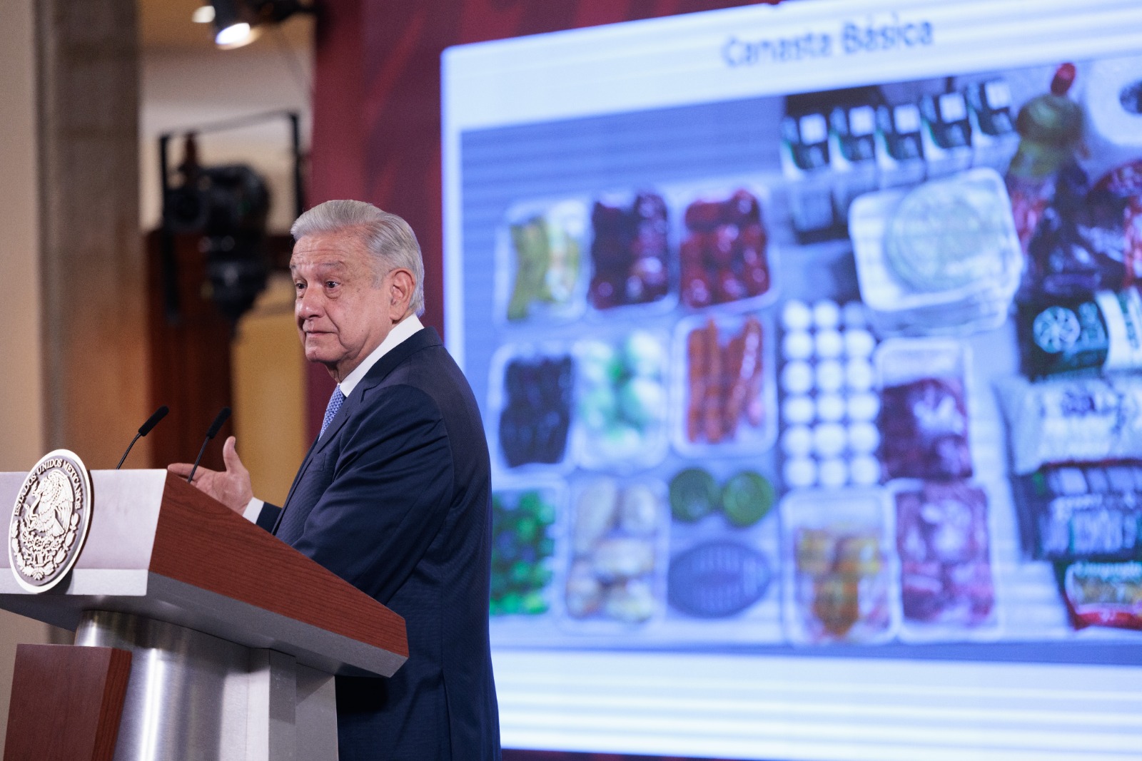 Gobierno erogará hasta 3 mil mdp en canastas básicas gratis para Guerrero: López Obrador