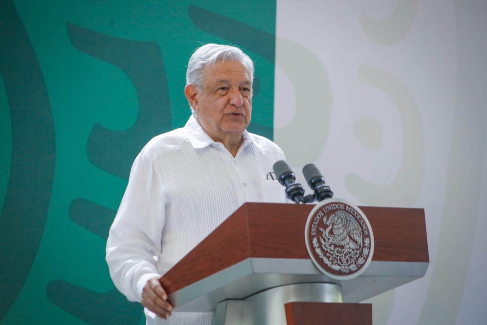 ‘Siempre que vengo a Sinaloa me siento como en casa’: AMLO al iniciar ‘mañanera’ en Culiacán