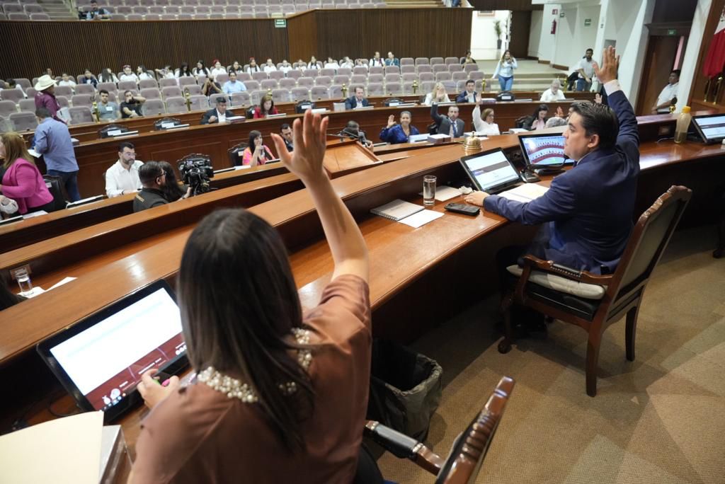 Aprueban cuentas públicas del Gobierno del Estado, del Congreso y de cinco municipios