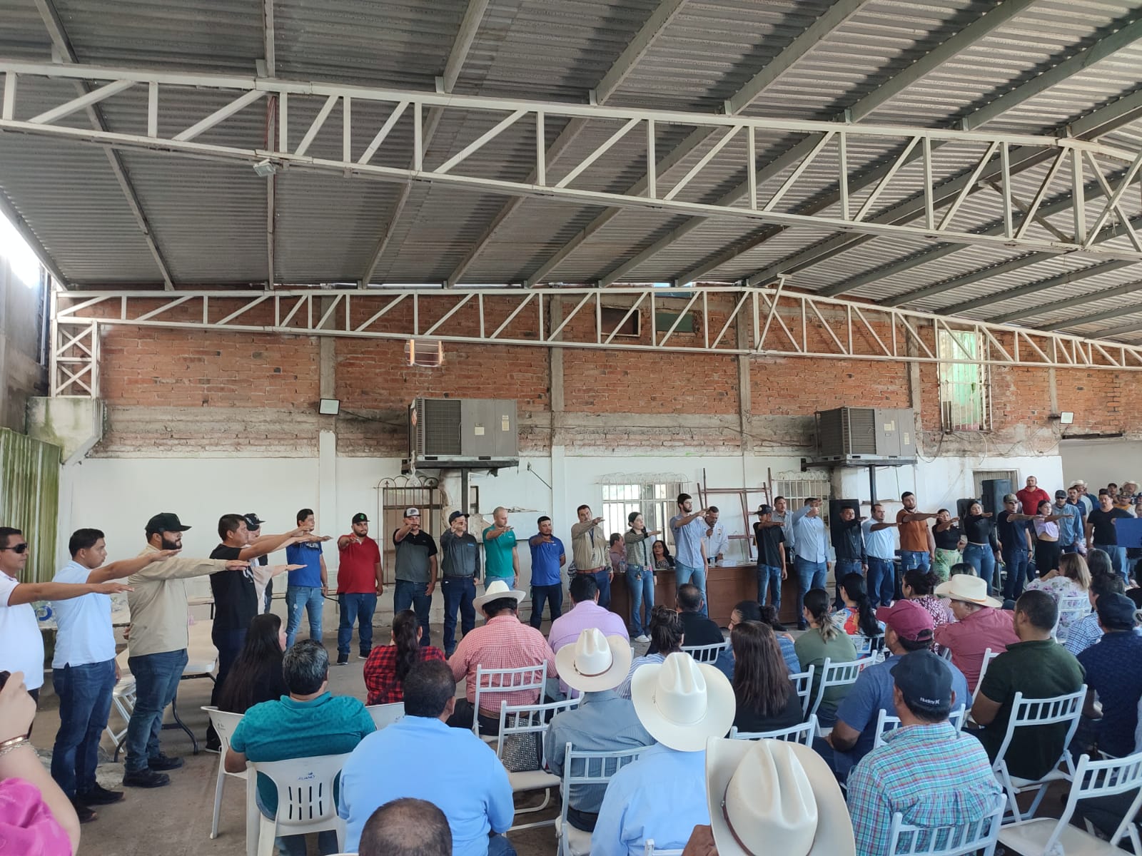 ¡Pese a la demanda por violencia familiar! Ratifican a Israel López frente al Sindicato de Jumapag