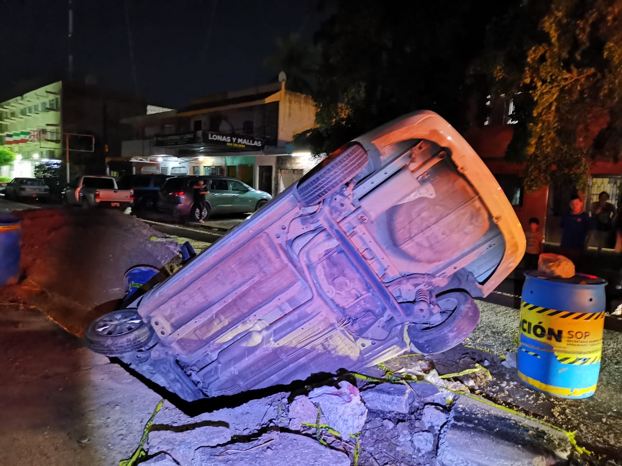 Ayuntamiento de Ahome no pagará por daños a vehículo que cayó a obra de Japama