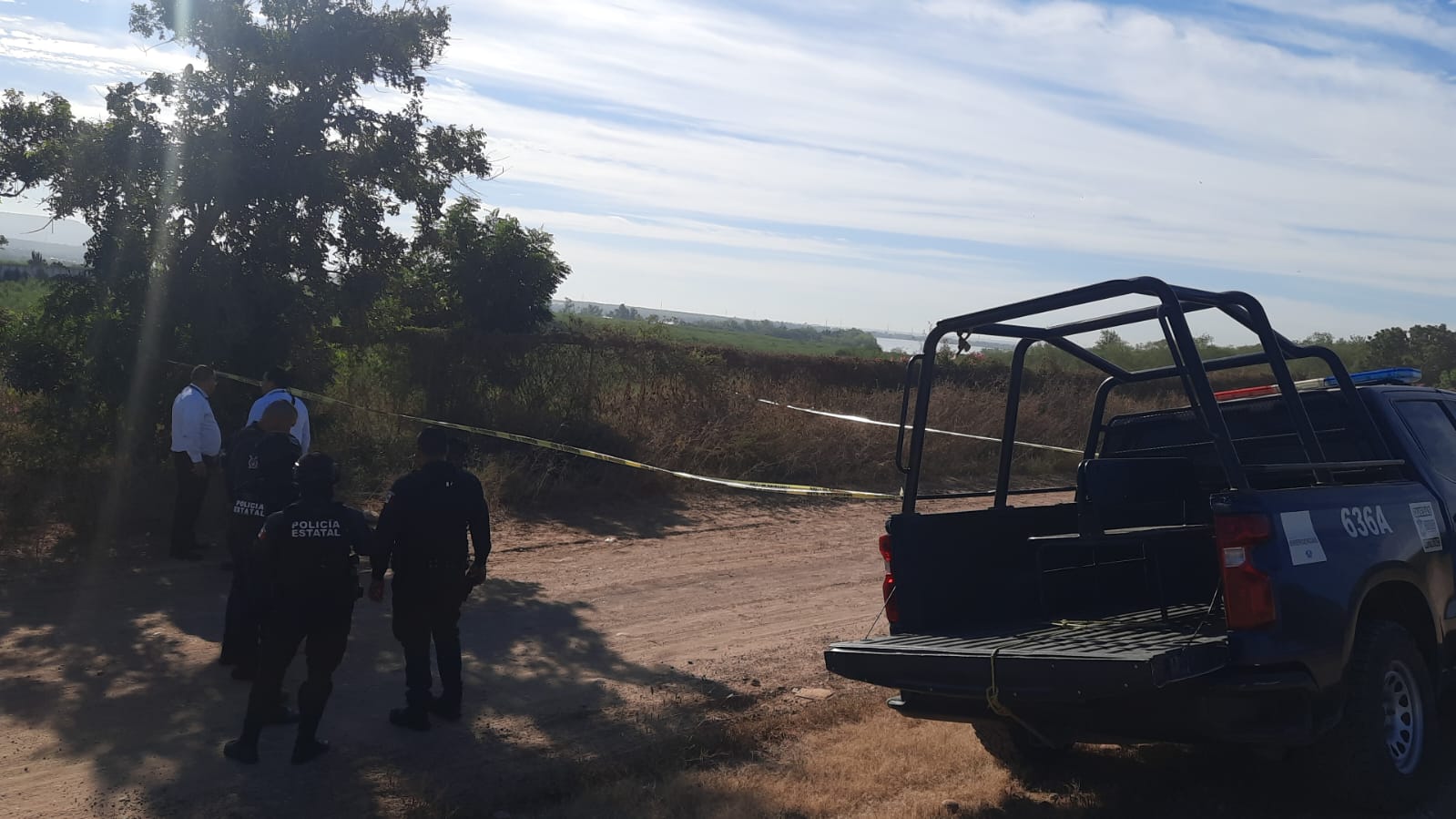 Identifican al hombre localizado asesinado en el camino al dique de La Primavera, Culiacán