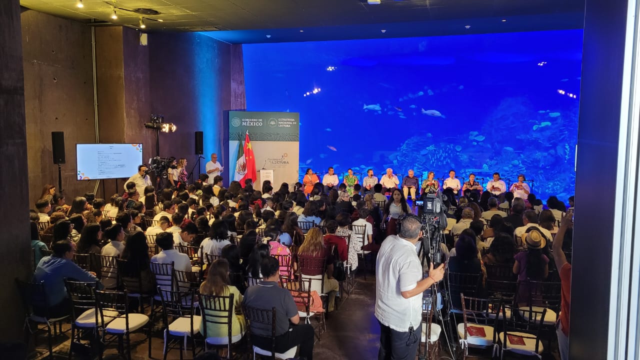 Con poesías, novelas y haikus, celebran el Fandangos por la Lectura entre México y China en Mazatlán