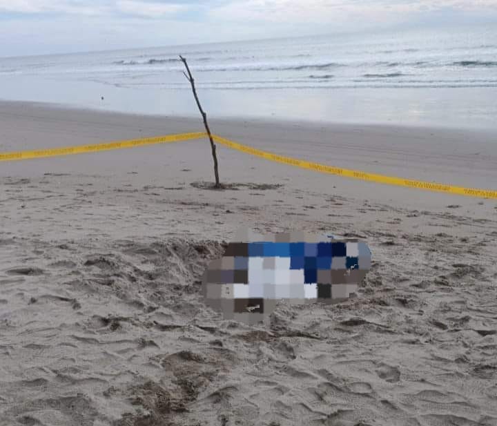 Rescatan sin vida a duranguense en las playas de El Caimanero, en El Rosario