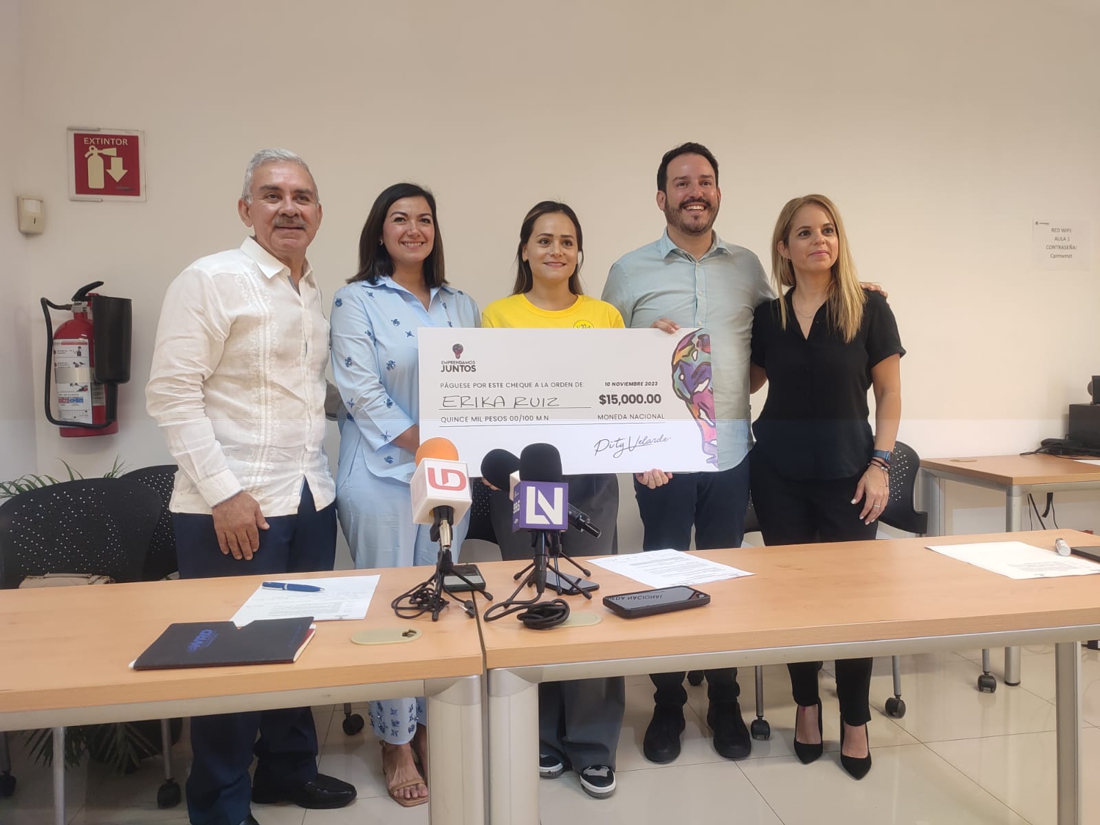 Es Érika Ruíz y su marca ‘Mr. Snack, la ganadora de octubre en la incubadora Emprendamos Juntos