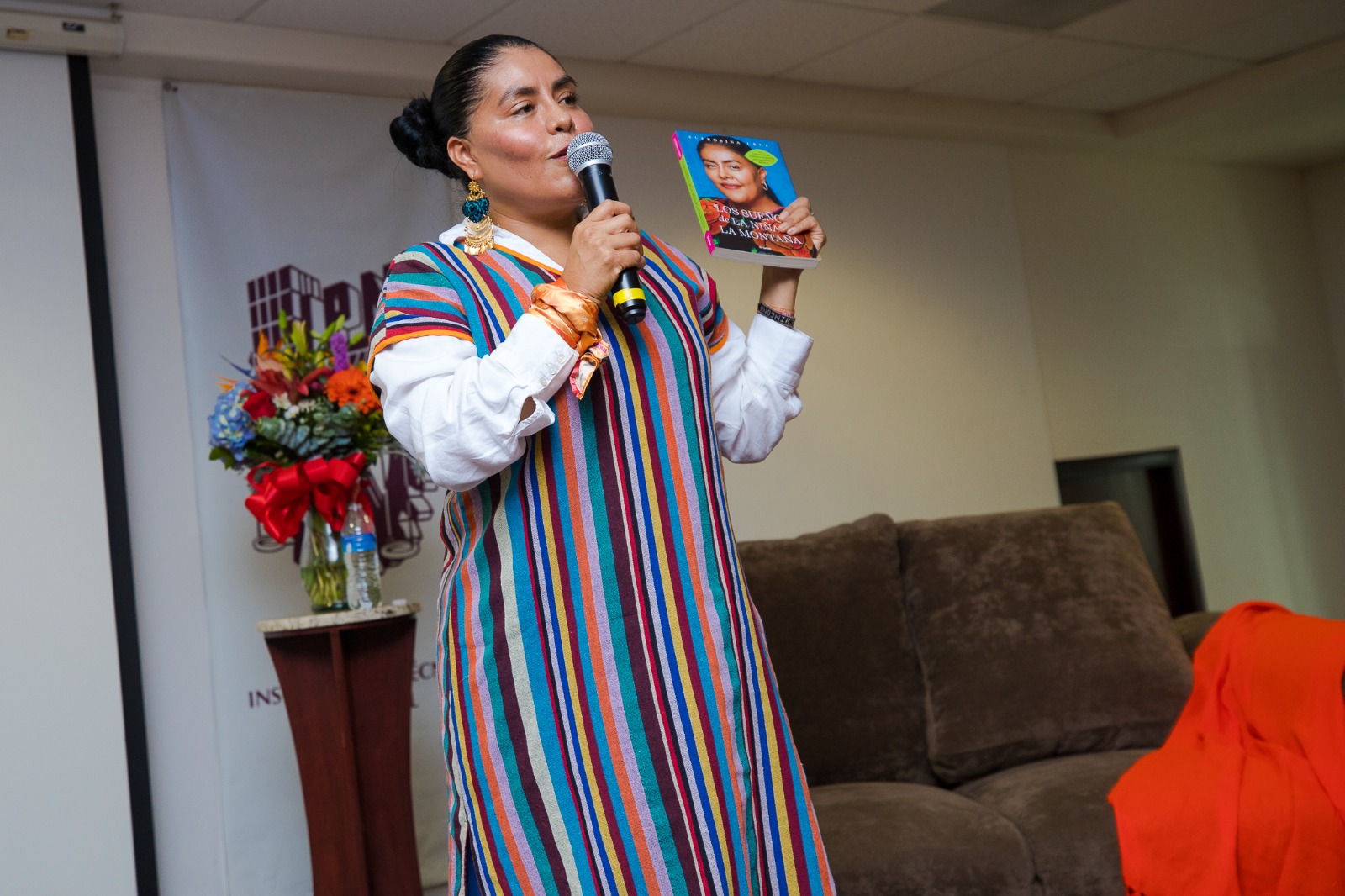 “Nuestro origen no define nuestra historia”; presenta Eufrosina Cruz conferencia en Guasave