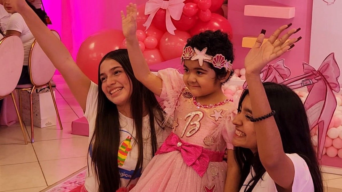 Hanna se sumergió en el mundo de Barbie y por un instante se olvidó de su lucha contra la leucemia