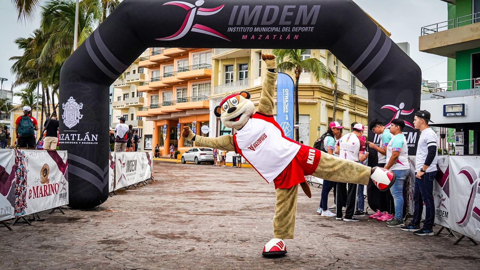 Cerrarán varias calles y avenidas en Mazatlán este fin de semana por el gran Maratón y Triatlón