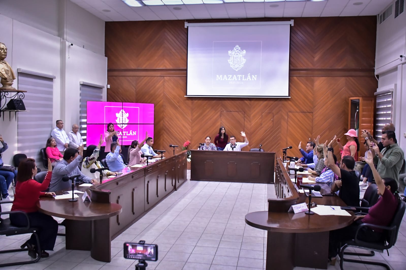 Se ausenta la Síndico Procurador de Mazatlán en designación del encargado de despacho del OIC
