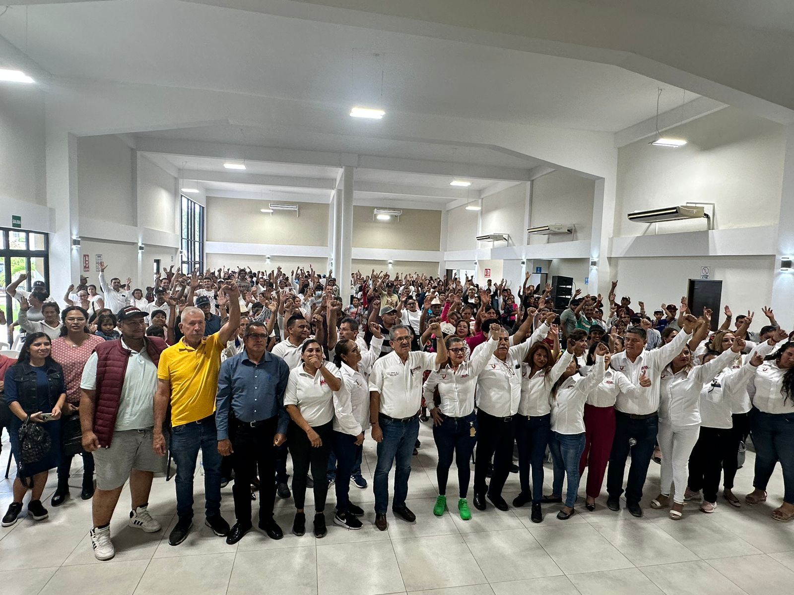 Se suma oleada de mil personas más en apoyo a Sheinbaum en Mazatlán