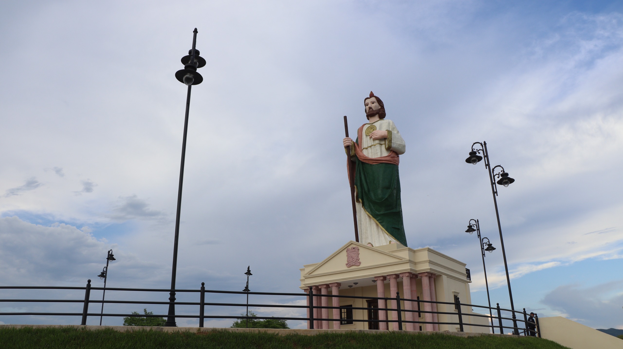 ¡Feliz Navidad! Parque Mirador Badiraguato tendrá pista de hielo por época decembrina