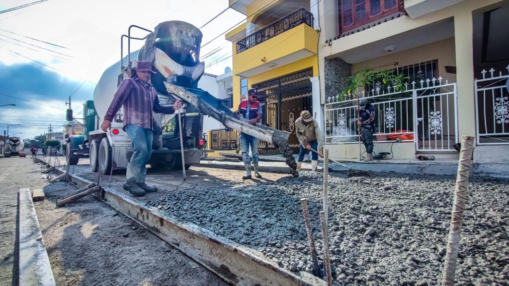 Cerrará año Gobierno de Édgar González trabajando 39 obras en colonias de Mazatlán