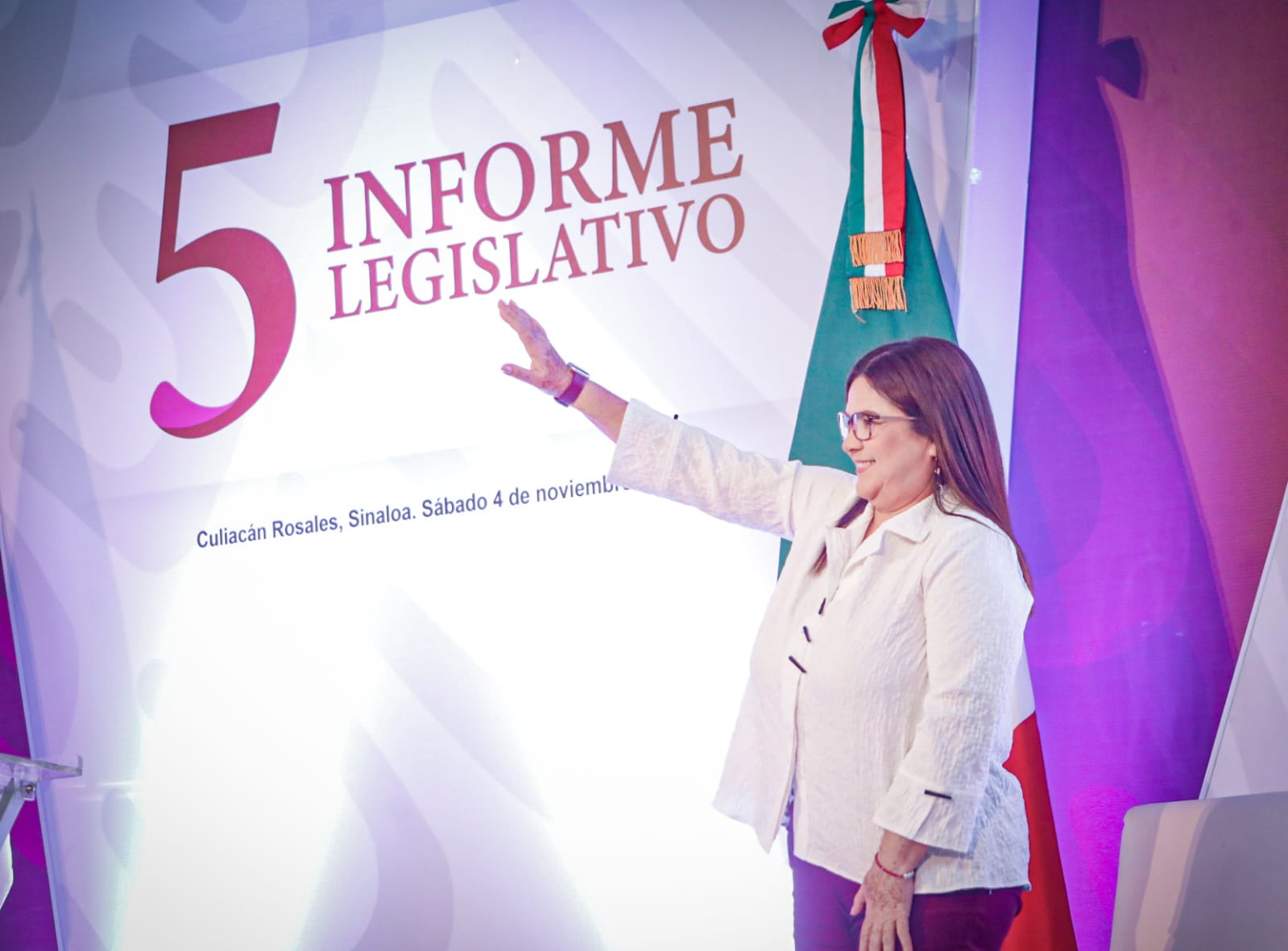 La senadora Imelda Castro rindió su quinto informe de trabajo legislativo ante morenistas sinaloenses