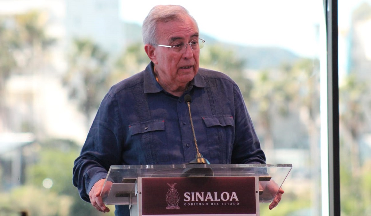 ‘Estamos invirtiendo en Mazatlán’: Rocha Moya se compromete a reparar drenaje