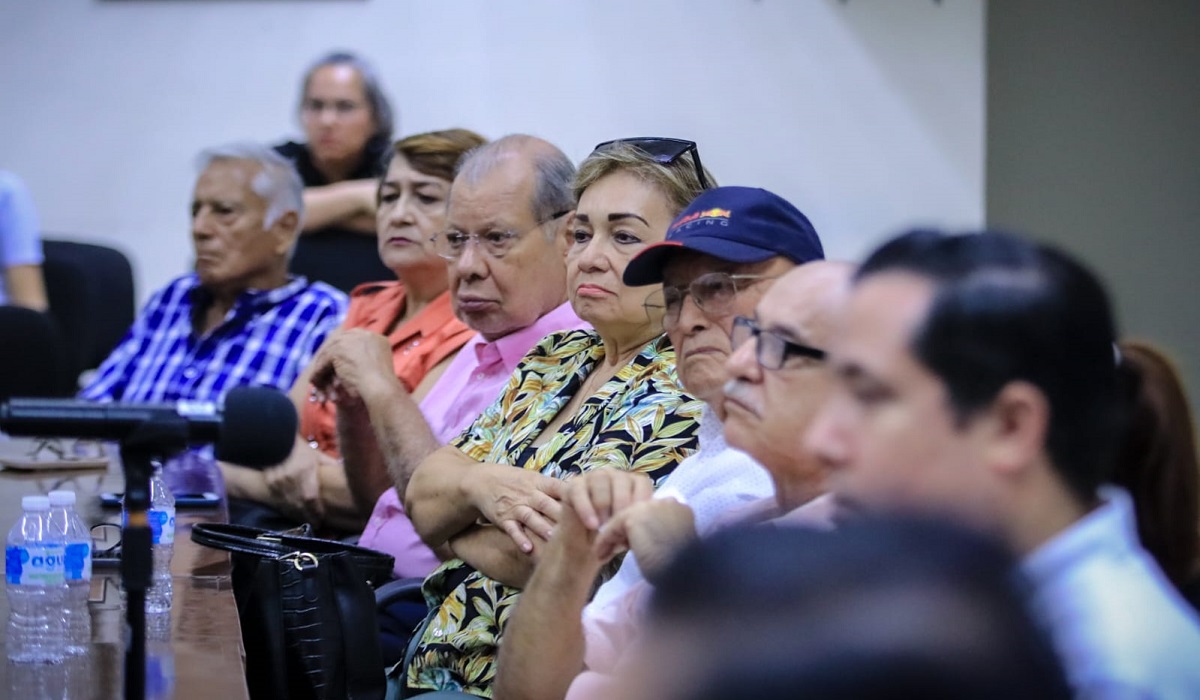 Vecinos de Lomas de Mazatlán piden cambio de uso de suelo por construcciones irregulares