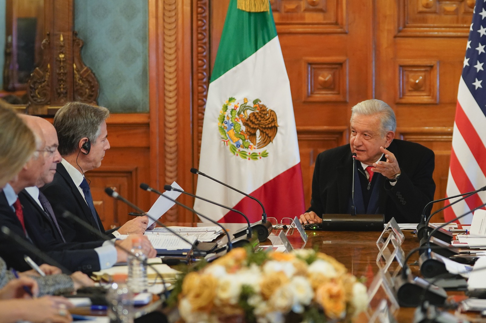AMLO celebra acuerdos para la apertura de puentes y tren en la frontera con Estados Unidos