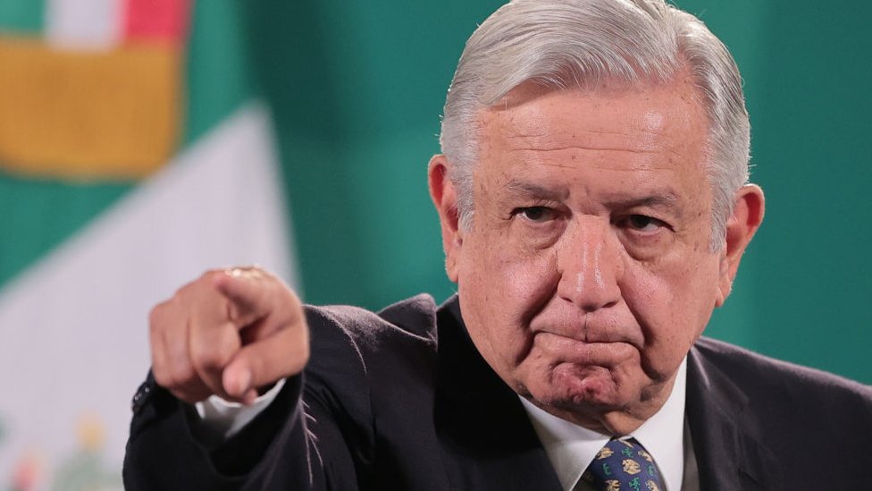 AMLO defiende a Samuel García y advierte que ‘bloque conservador’ pudiera dar un ‘golpe de Estado’ en NL