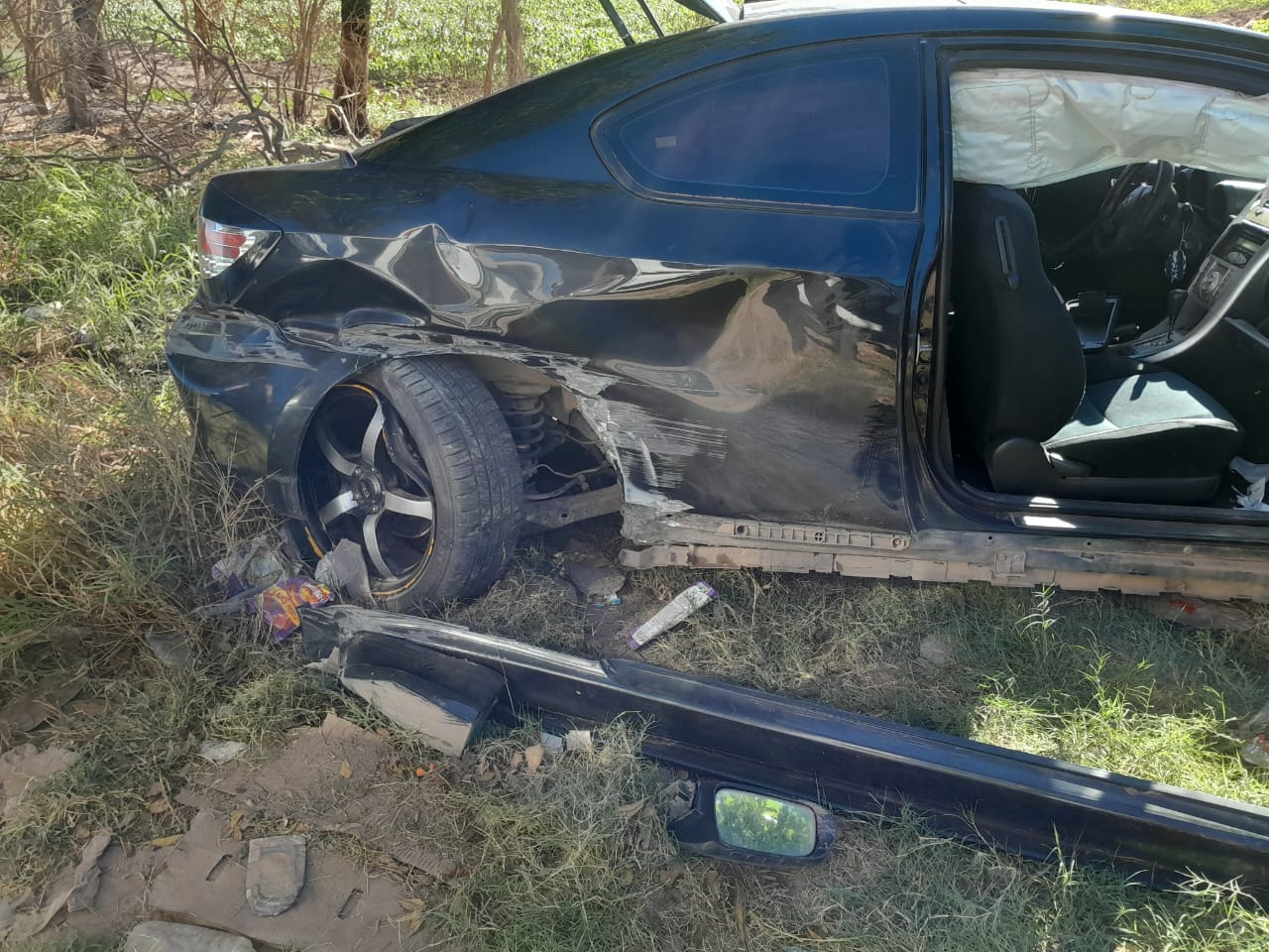 Accidente en el ejido Macapul, Ahome deja dos personas lesionadas