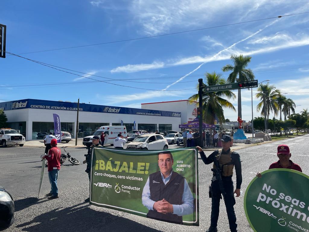 Alcalde de Guasave agradece a Vibra Radio por la campaña ¡Bájale! Conductor Premier
