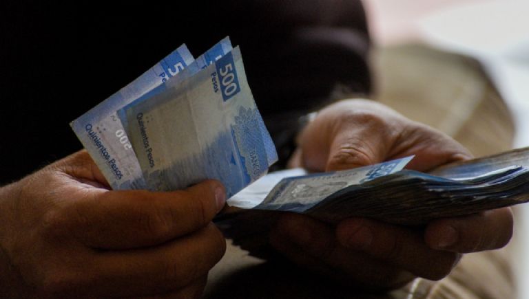 ¡Atención! Solo a estos pensionados del IMSS o ISSSTE les corresponde aumento en su cuenta para 2024