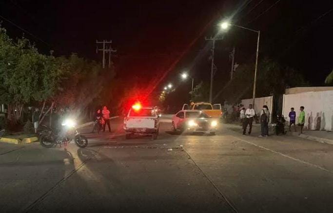 Choque entre motos deja a dos personas lesionadas en Escuinapa