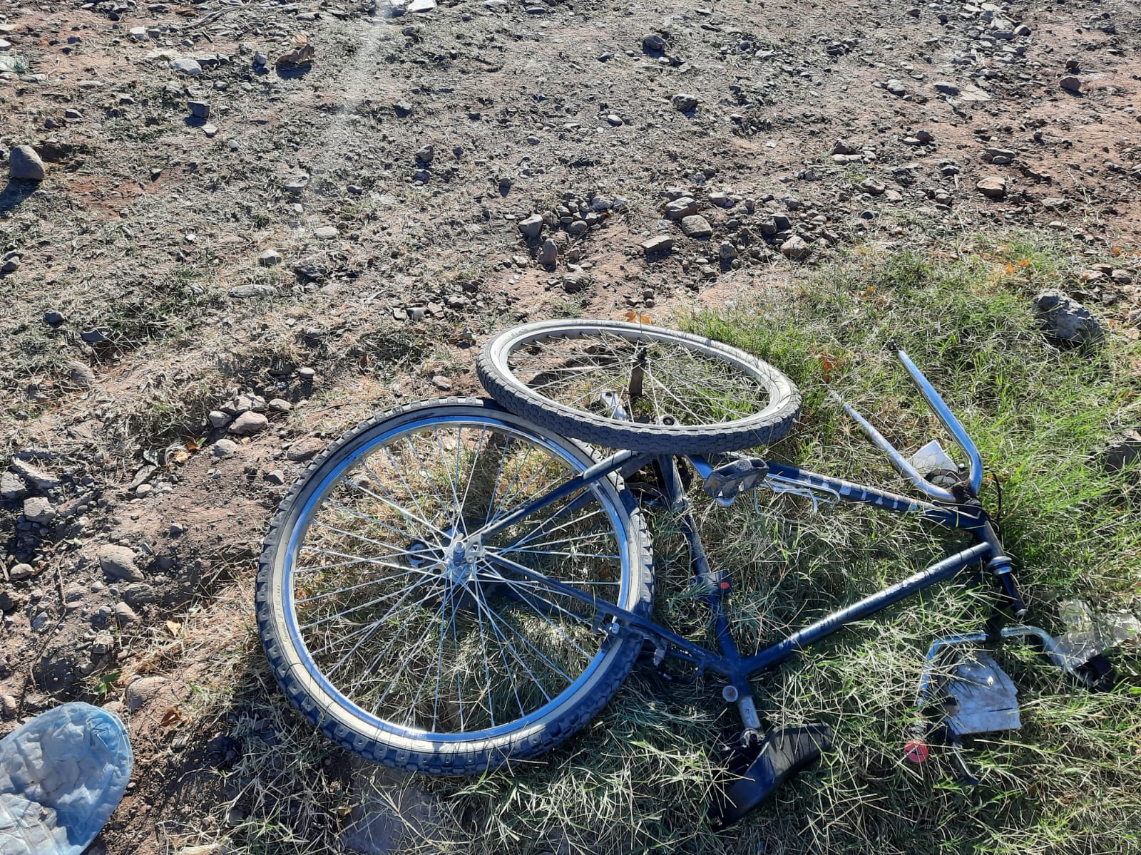Ciclista muere al ser arrollado por un vehículo sobre la Obregón, al sur de Culiacán
