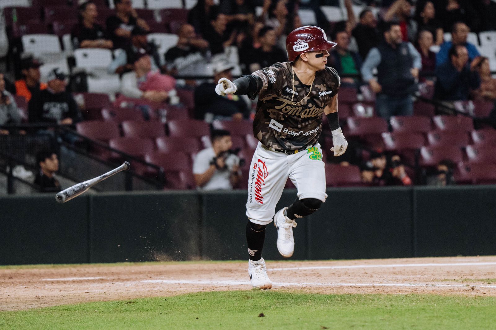 Con Walk Off y gran pitcheo, Los Tomateros inician con triunfo el clásico sinaloense en la LMP