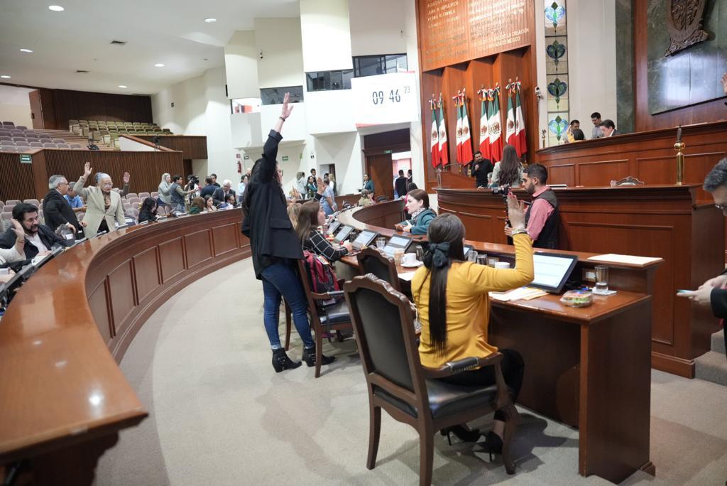 No fue estrategia para evitar manifestaciones; el Congreso también debe atender otras tareas: Gobernador