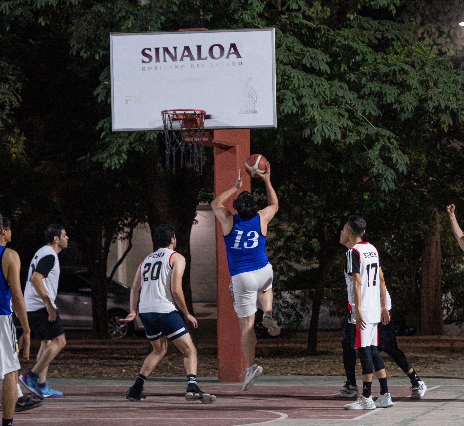 El Deportivo SJ es campeón de la Liga de Baloncesto de la Campiña 2023